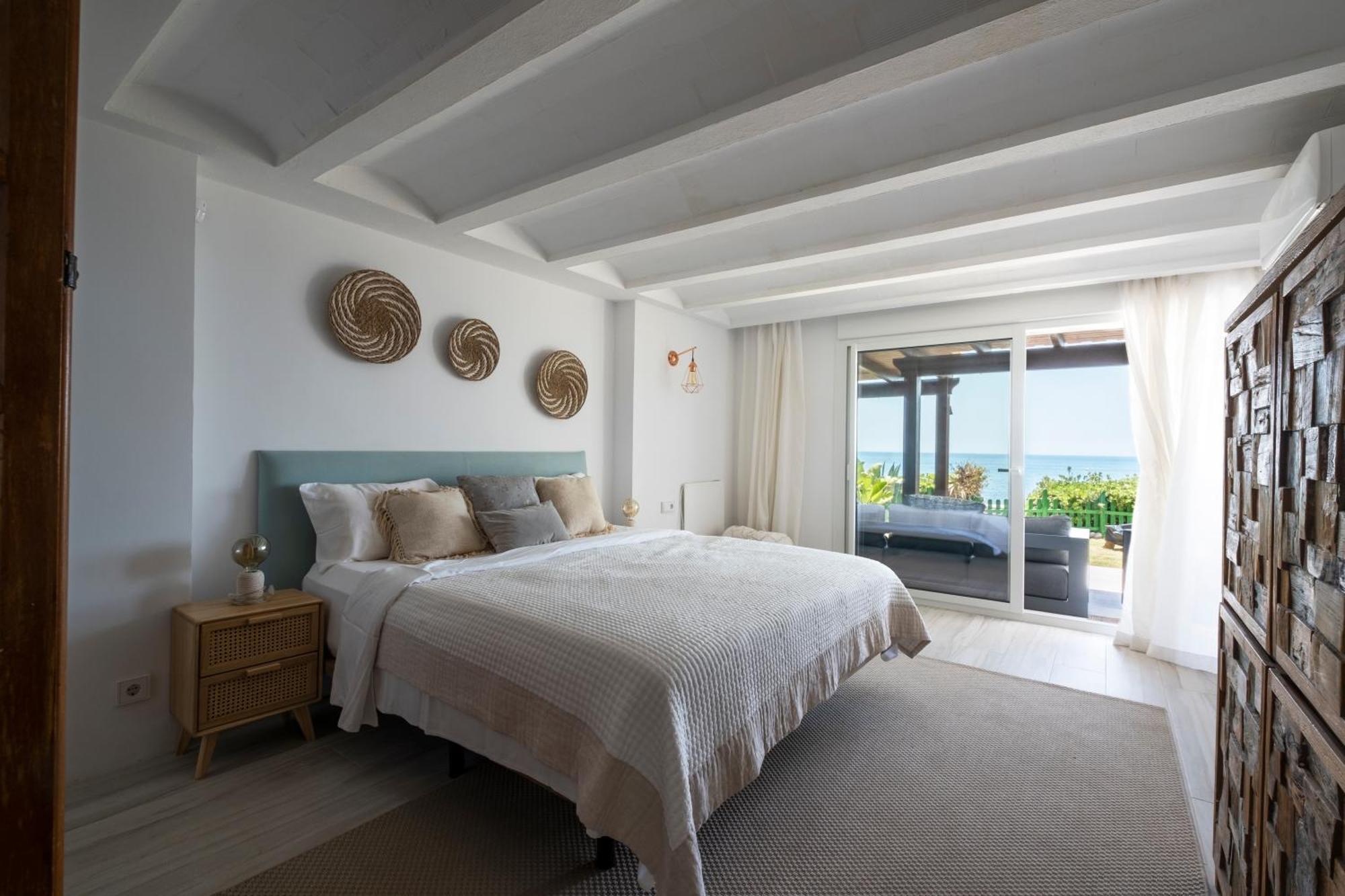 Beach Villa Dorada Estepona Exterior photo